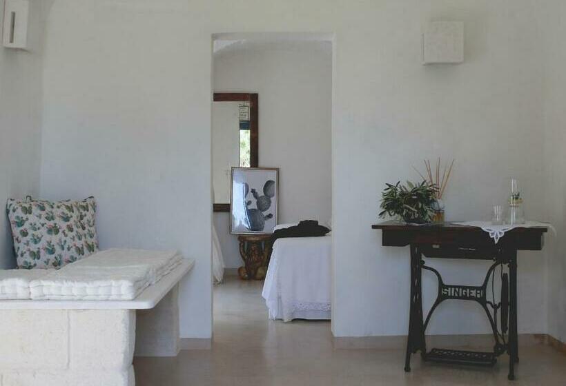 سوئیت جونیور با چشمانداز باغ, Masseria Eccellenza