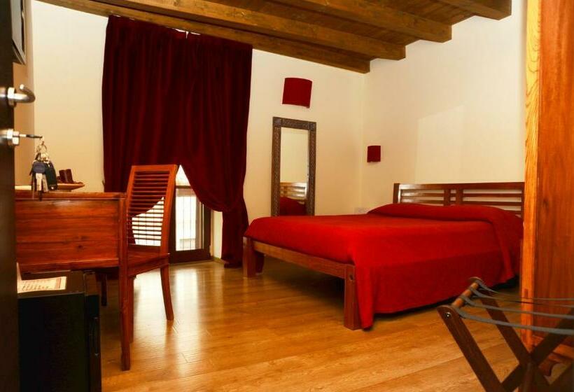 اتاق استاندارد سه نفره, Muro Torto   Struttura Sanificata Giornalmente Con Prodotti Conformi Al Decalogo Del Ministero Salut