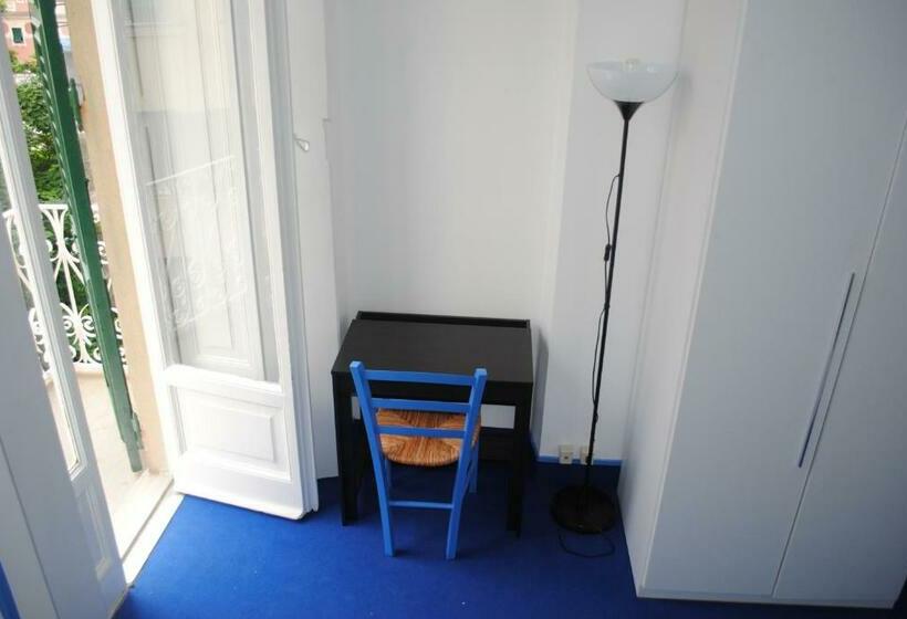 Economy Szoba, Olympia