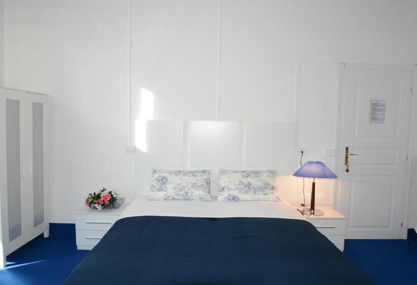 Junior Suite Erkéllyel, Olympia