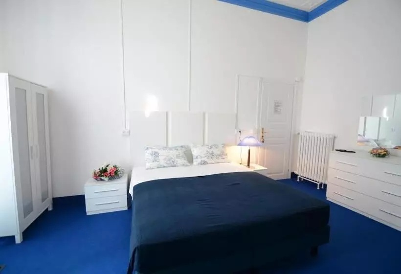 Junior Suite with Balcony