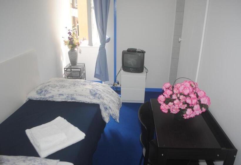 Egyágyas Standard Szoba, Olympia