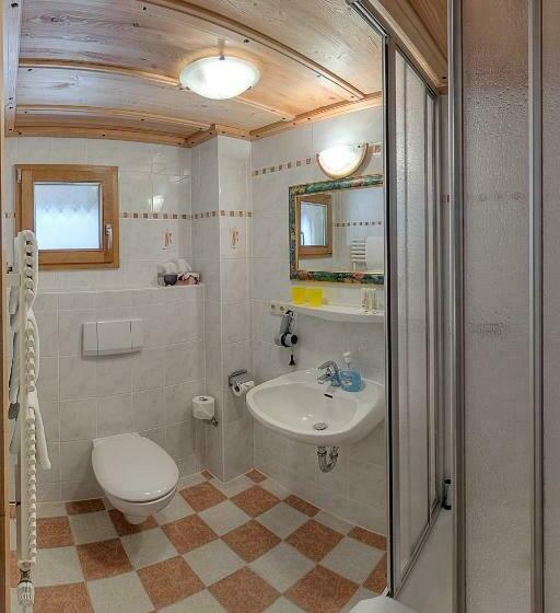 Quarto standard, Pension Lex