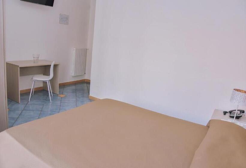 Номер Стандарт, Piccolo Sogno