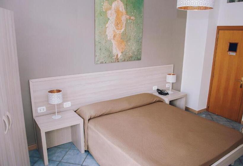 Номер Стандарт, Piccolo Sogno