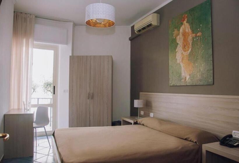 Номер Стандарт, Piccolo Sogno