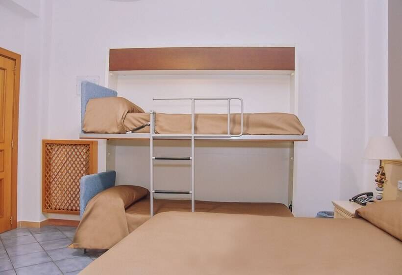 Четырехместный Номер Стандарт, Piccolo Sogno