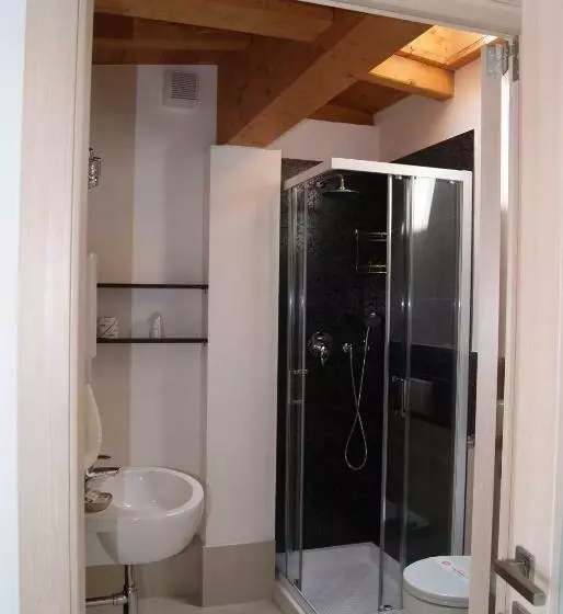 Sviitti, Residence Aprilia