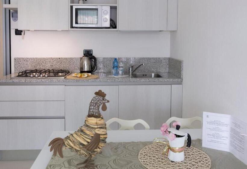 Люкс, Residence Aprilia