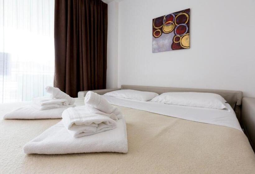 Апартаменты 1 Спальня, Residence Aprilia