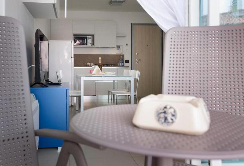 Апартаменты 1 Спальня, Residence Aprilia