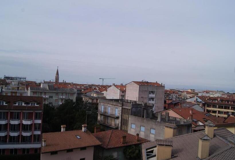 Апартаменты Deluxe 1 Спальня, Residence Aprilia