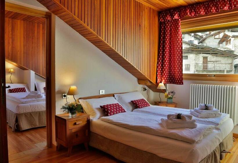 חדר משפחתי, Roseg