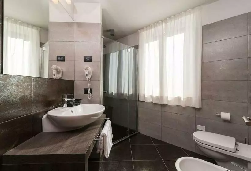 سوییت جونیور سوپریور, Sassdei My Active Suite