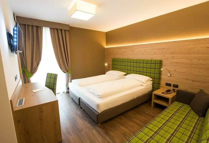 سوییت جونیور, Sassdei My Active Suite