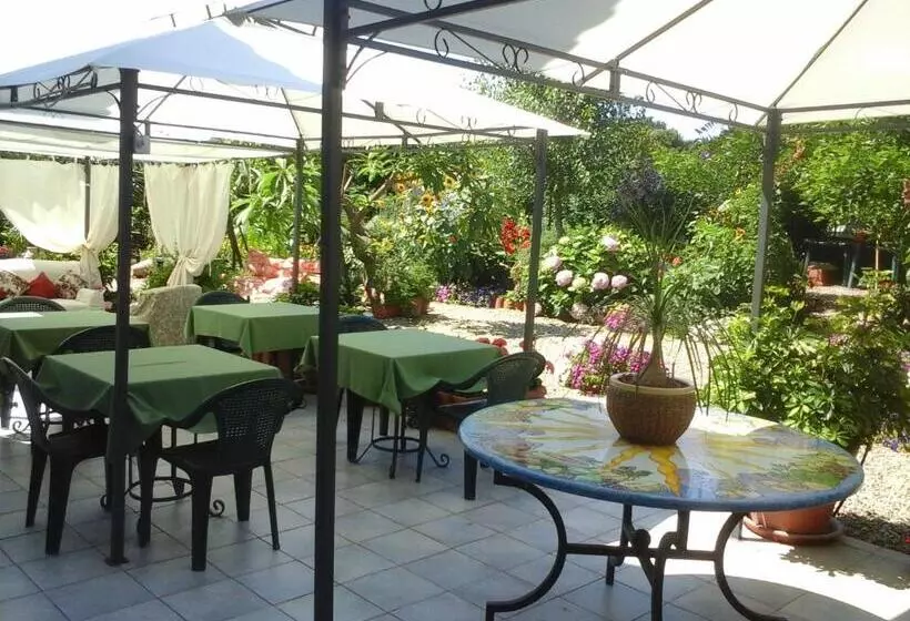 Deluxe-huone Merinäkymä Parveke, Villa Ortensia