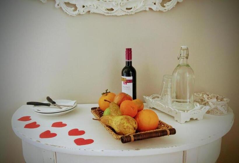 Номер Deluxe Вид на Море с Балконом, Villa Ortensia