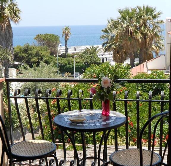 Triple Room Sea View, Villa Ortensia