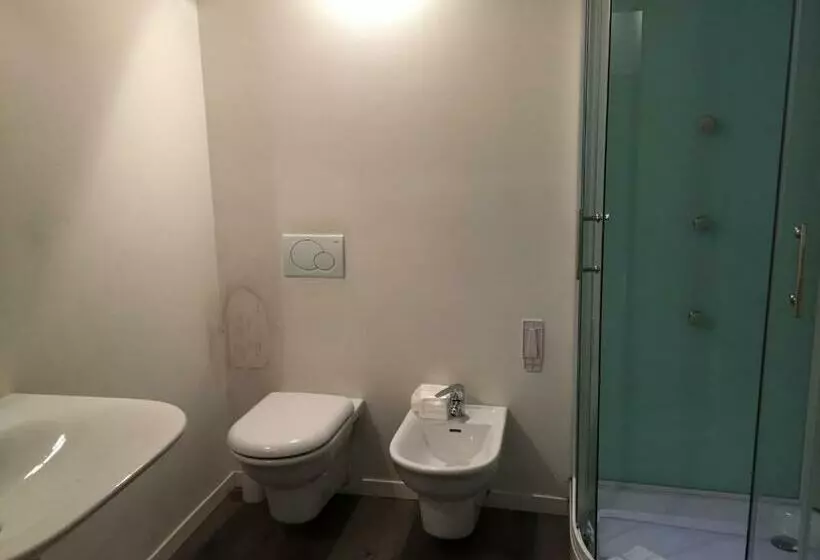 اتاق لوکس, Vip Bergamo Rooms