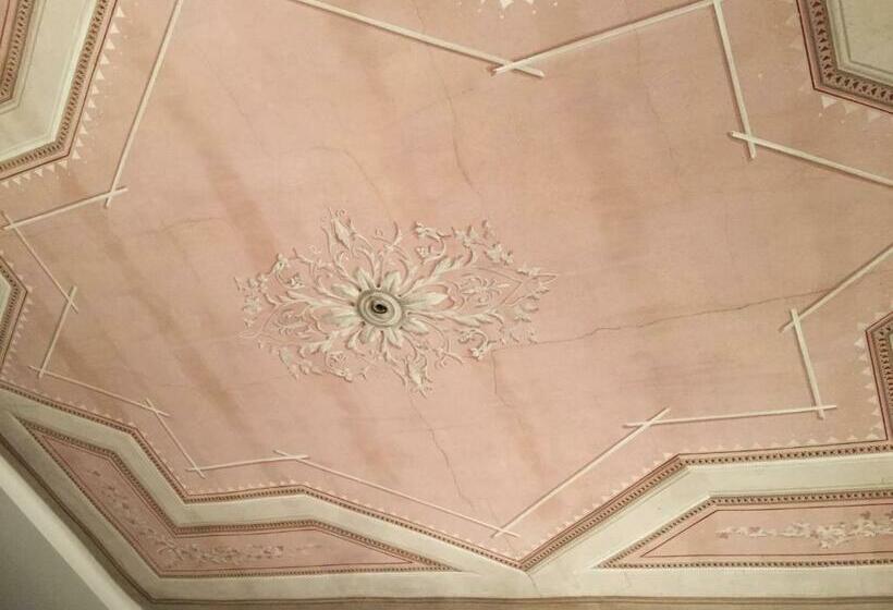 اتاق استاندارد با سرویس بهداشتی مشترک, Vip Bergamo Rooms