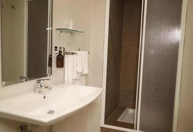 ジュニアスイート, Virginia Resort & Spa   Adults Only