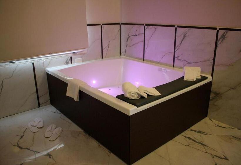 スイート, Virginia Resort & Spa   Adults Only