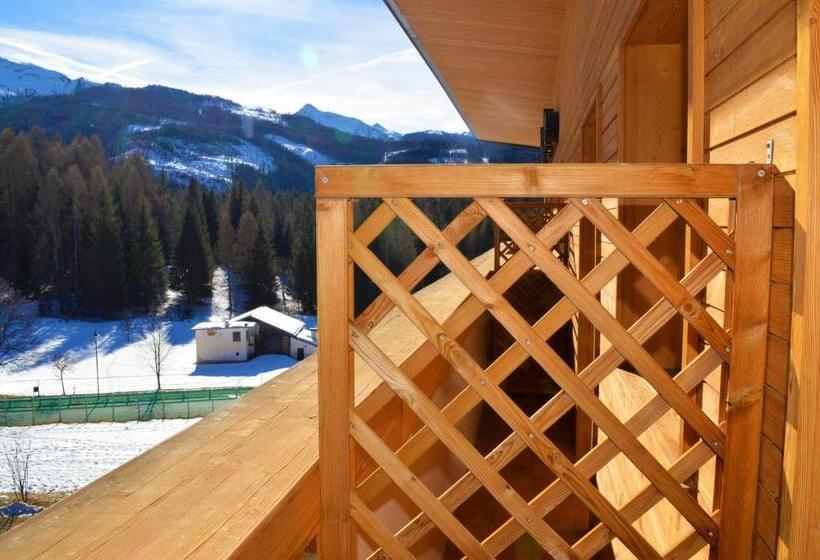 غرفة سوبيريور مطلة على الجبل, Park Hotel Sancelso