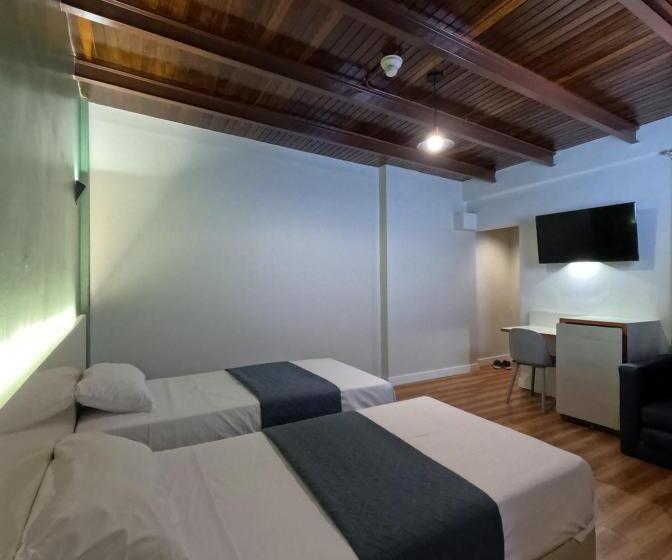 سوییت سوپریور, El Arroyo