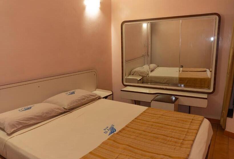 اتاق استاندارد, El Arroyo