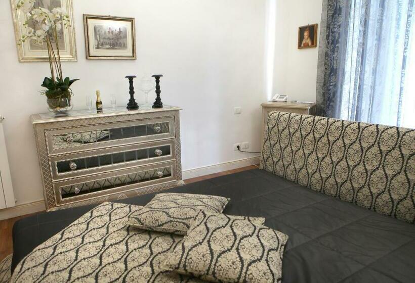 غرفة قياسية مزوَّدة بشُرفة, B&b Palazzo Del Teatro