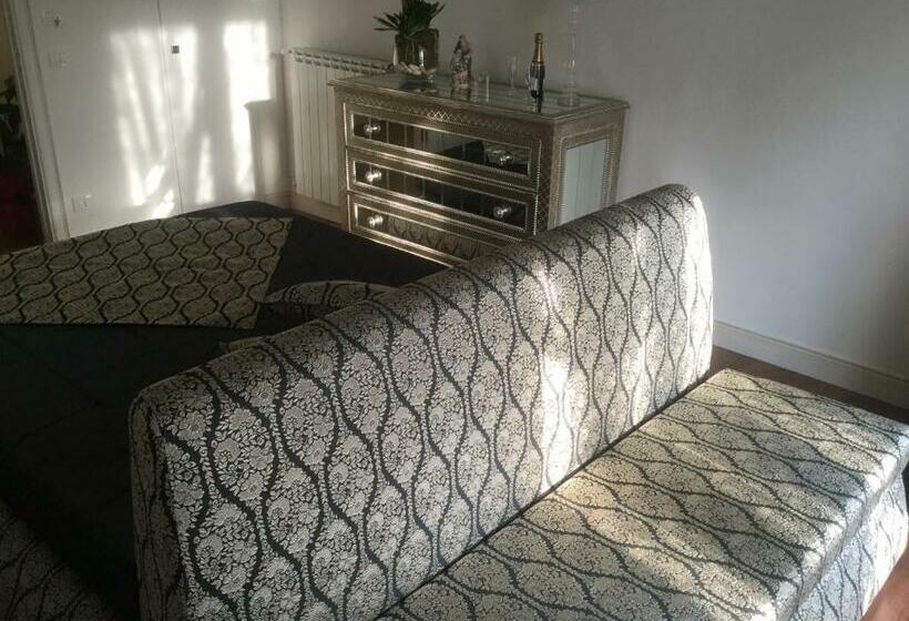 غرفة قياسية مزوَّدة بشُرفة, B&b Palazzo Del Teatro