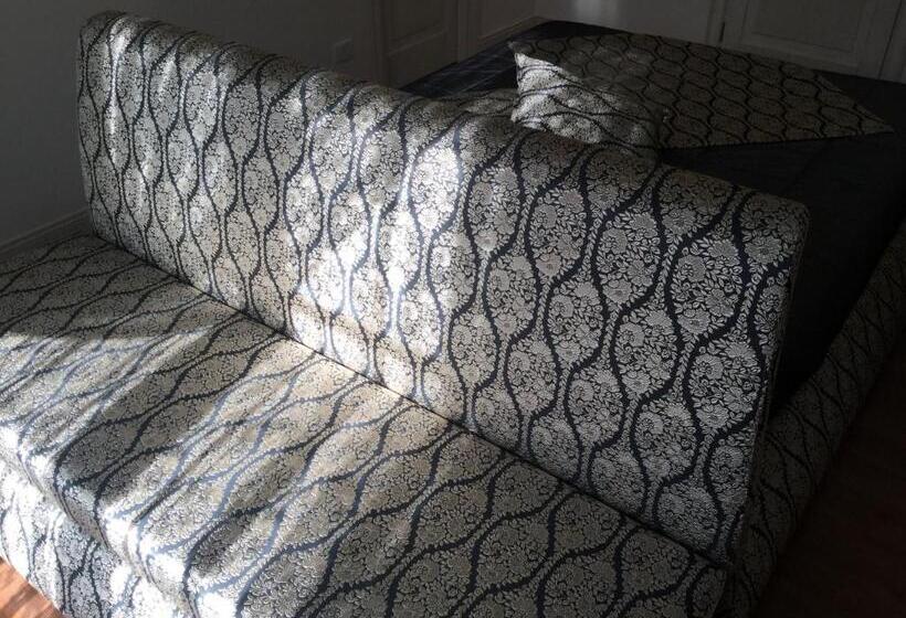 غرفة قياسية مزوَّدة بشُرفة, B&b Palazzo Del Teatro