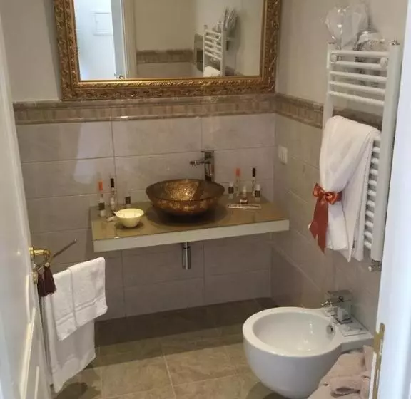 اتاق استاندارد با بالکن, B&b Palazzo Del Teatro