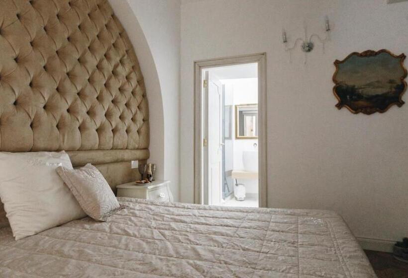 غرفة سوبيريور, B&b Palazzo Del Teatro