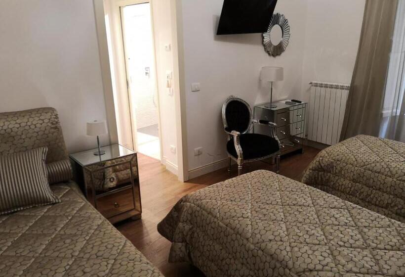 غرفة سوبيريور ثلاثية, B&b Palazzo Del Teatro