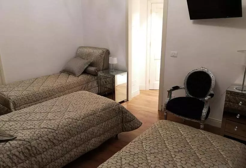 اتاق سوپریور سه تخته, B&b Palazzo Del Teatro