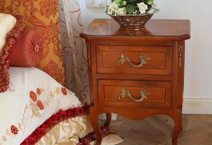 اتاق لوکس, B&b Palazzo Del Teatro