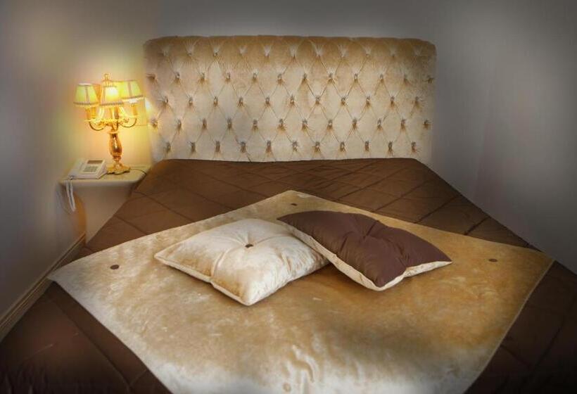 غرفة قياسية مزوَّدة بشُرفة, B&b Palazzo Del Teatro