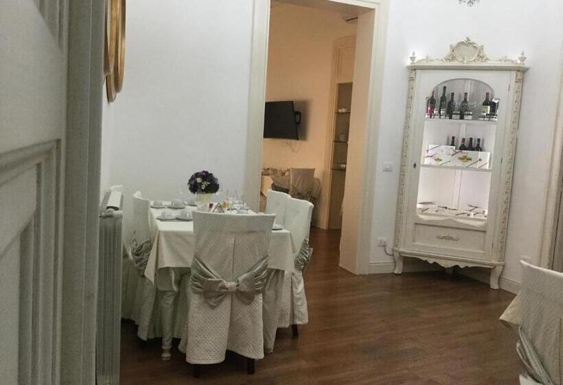 غرفة سوبيريور, B&b Palazzo Del Teatro