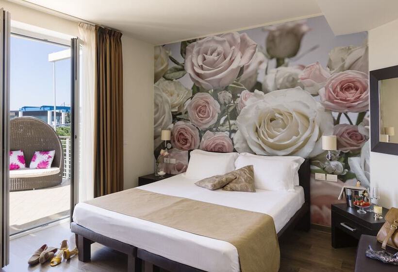 Superior room with lake view, Acquadolce