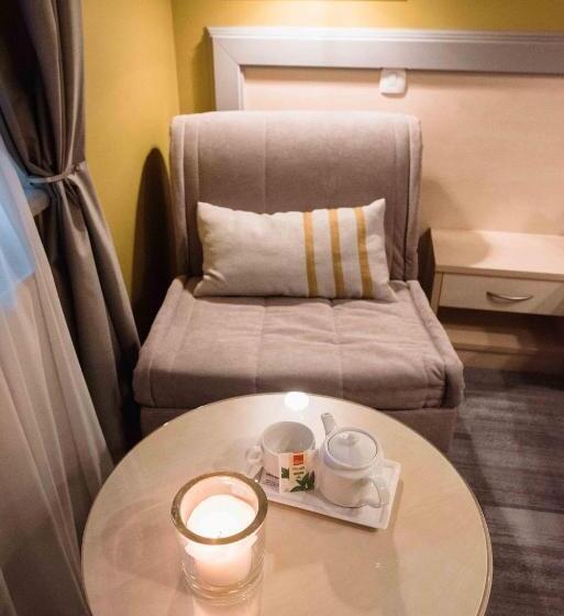 חדר ביזנס, đakovo