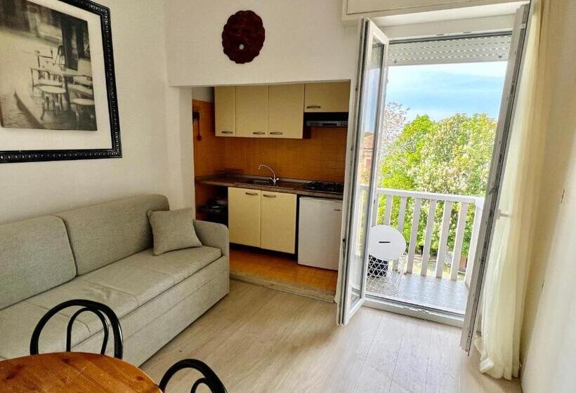 Apartament 1 Sypialnia z Balkonem, B&b Everest Bar Ristorantino