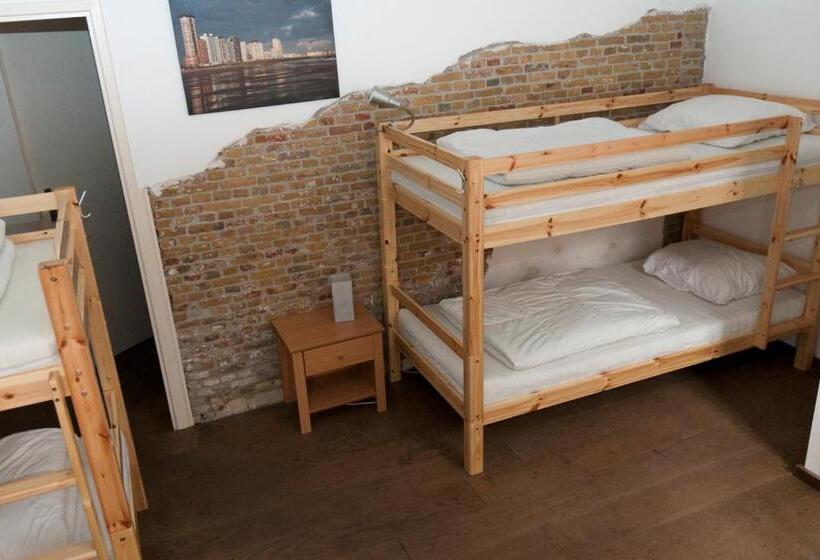 מיטה בחדר משותף, City Hostel Vlissingen