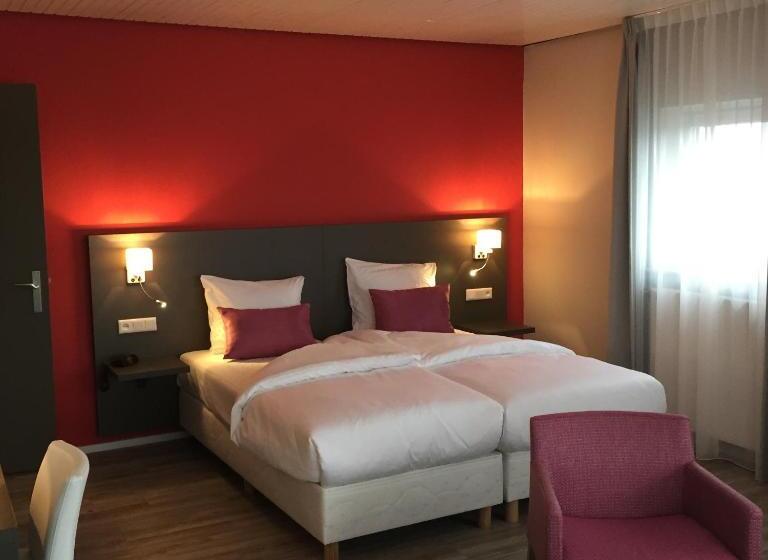 اتاق لوکس, Het Wapen Van Elst