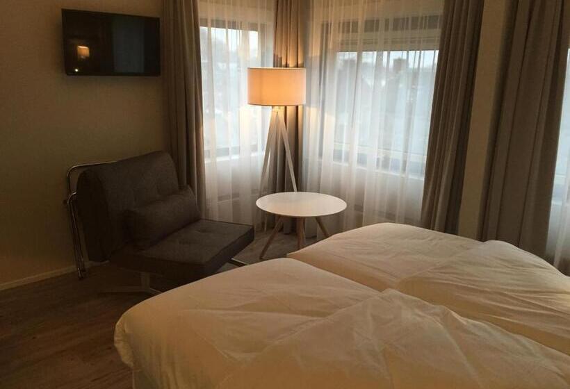 اتاق لوکس, Het Wapen Van Elst