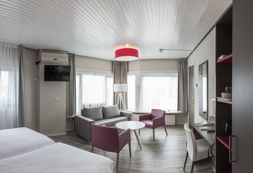 اتاق لوکس, Het Wapen Van Elst