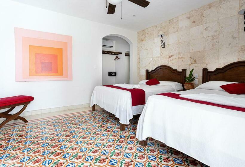 带2个双人床的标准工作室, La Aurora Hotel Colonial