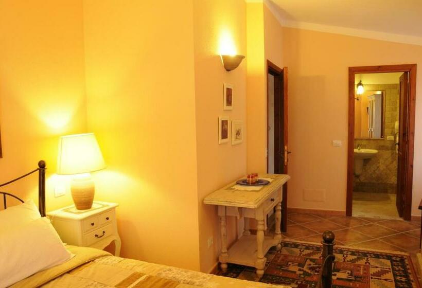 غرفة قياسية, La Casa Di Babbai