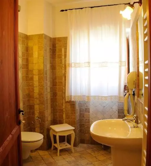 スタンダードシングルルーム, La Casa Di Babbai