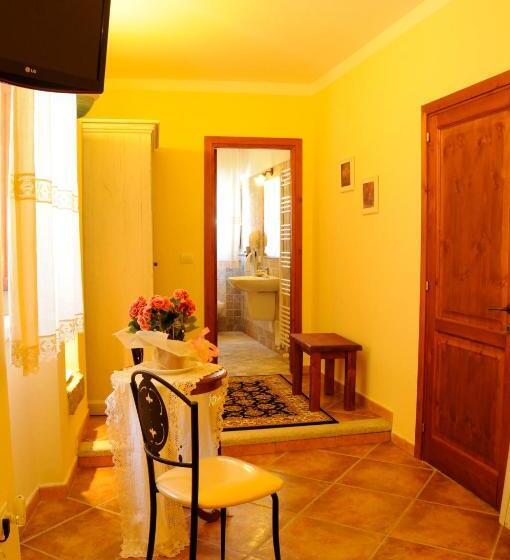 غرفة قياسية فردية, La Casa Di Babbai